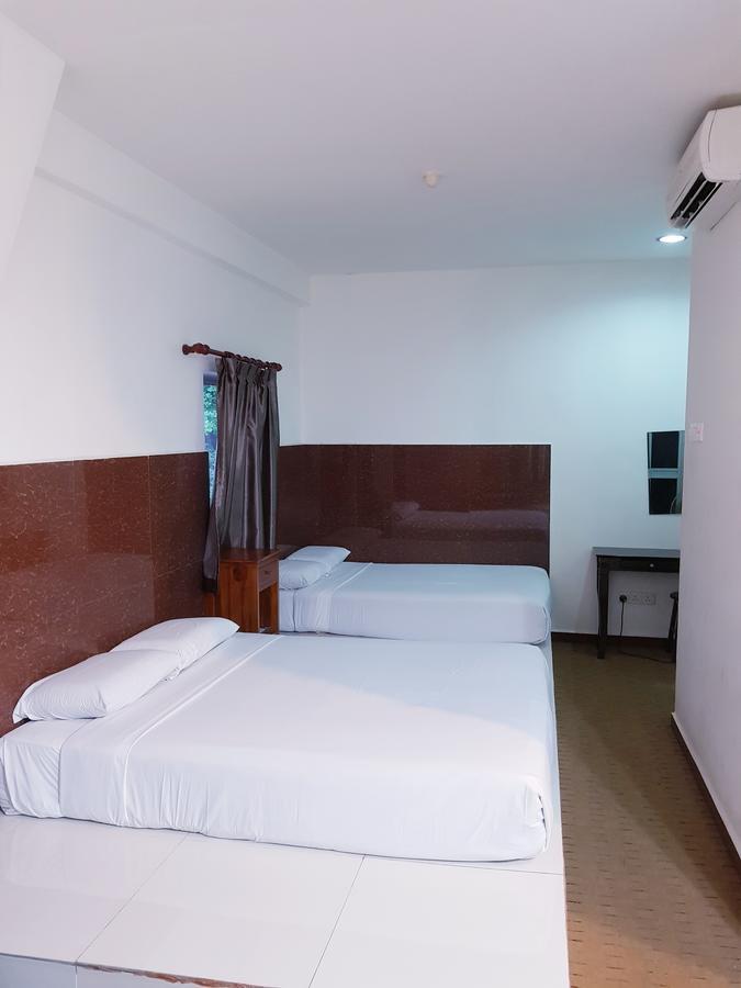 Flyk Hotel Skudai Dış mekan fotoğraf