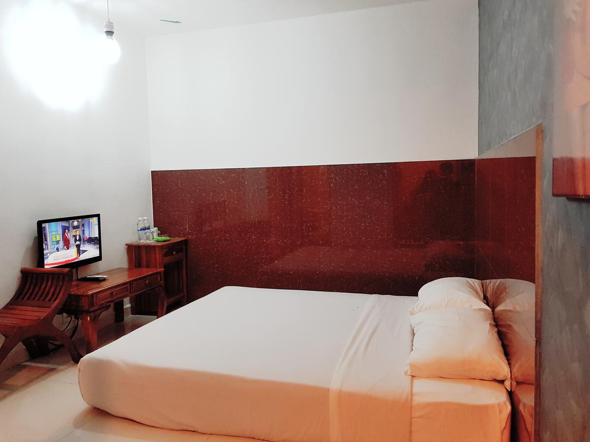 Flyk Hotel Skudai Dış mekan fotoğraf