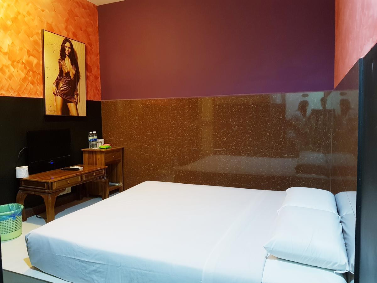 Flyk Hotel Skudai Dış mekan fotoğraf