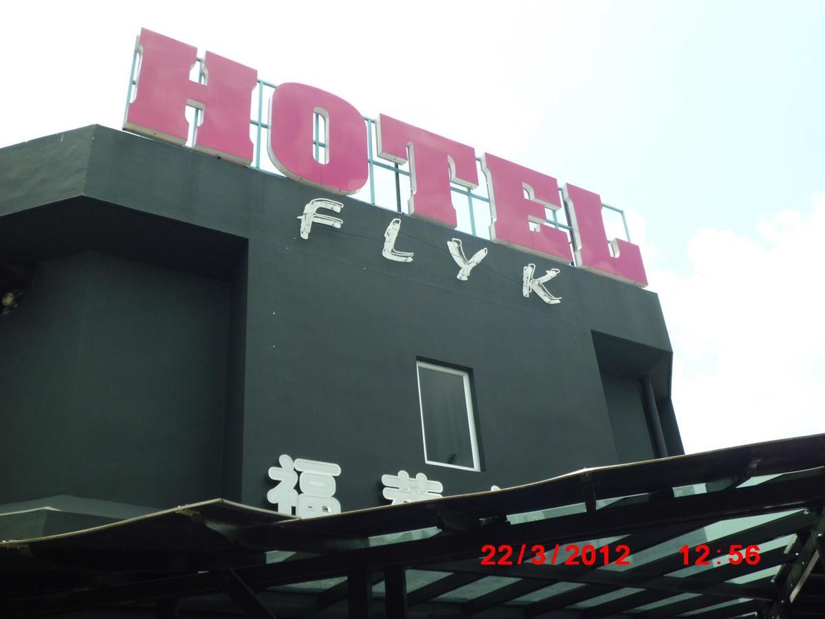 Flyk Hotel Skudai Dış mekan fotoğraf